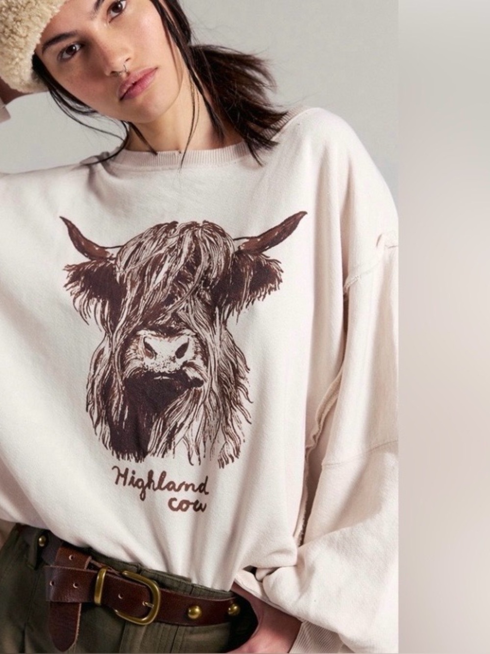 EUC!  We The Freedom Free People Camden Highland Cow Sweatshirt Oversized ~ S